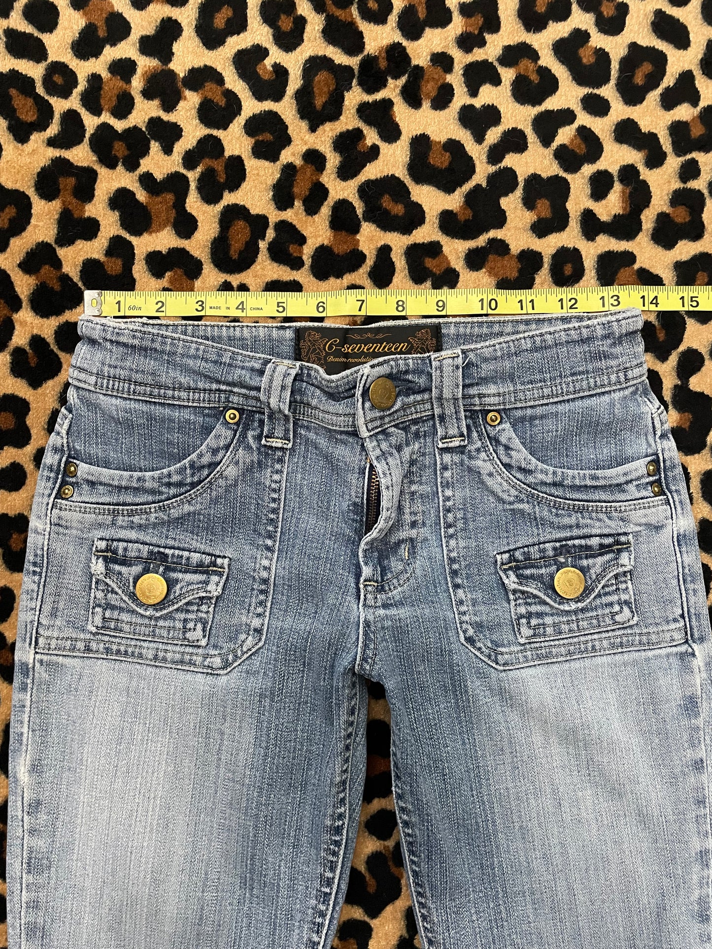 lowrise flare pocket jeans