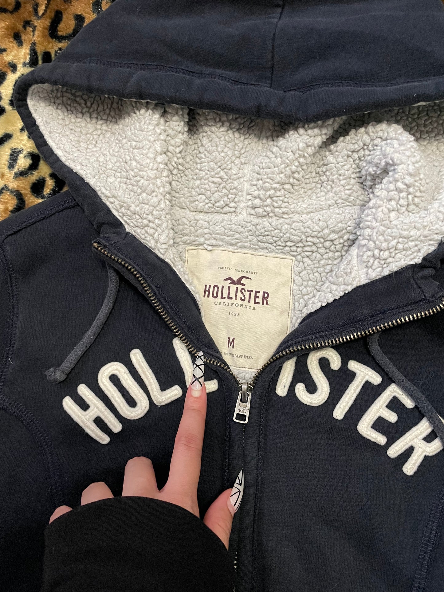 hollister sheep fur lined fitted zip up