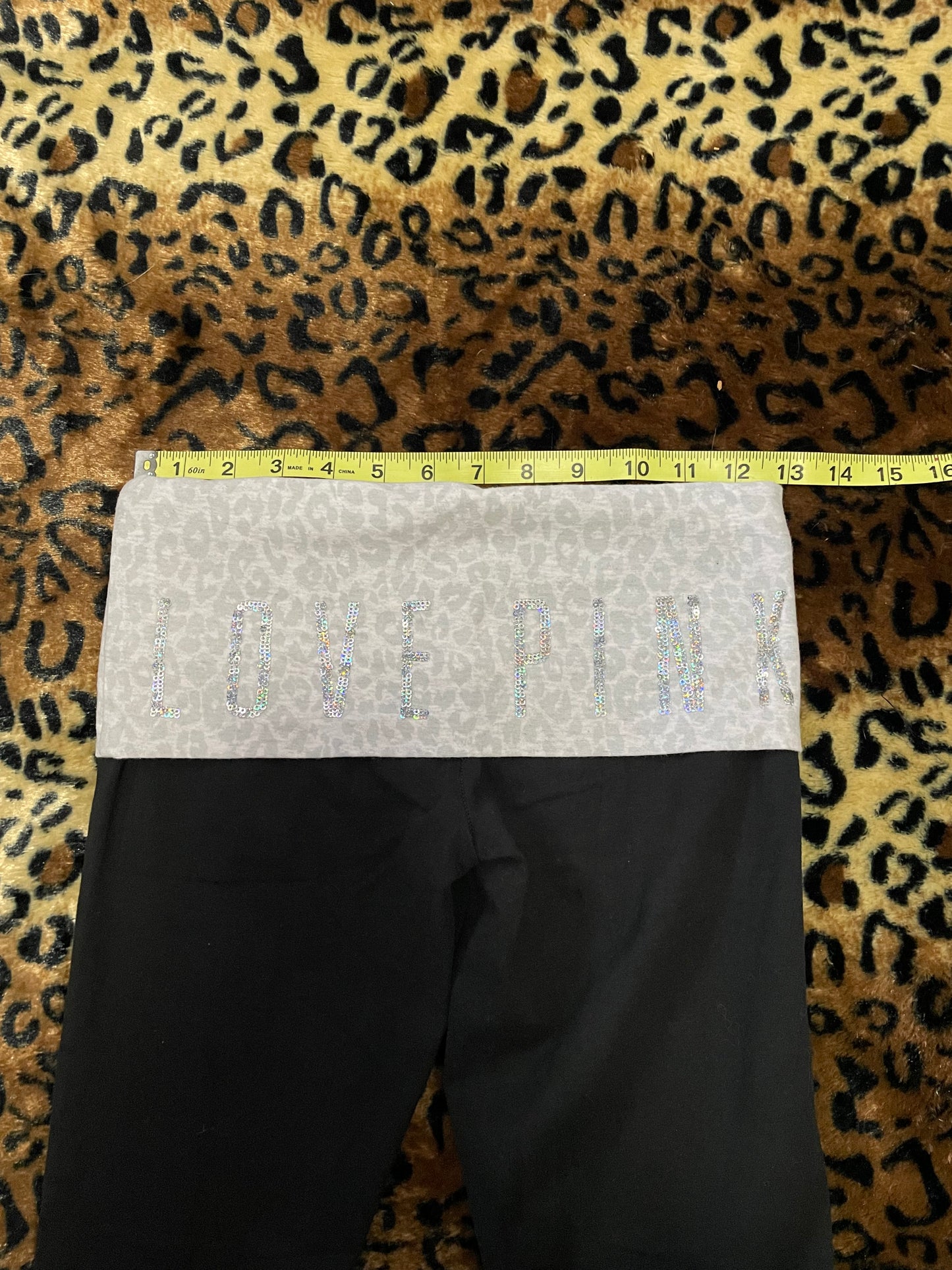 VS Pink cheetah foldover leggings