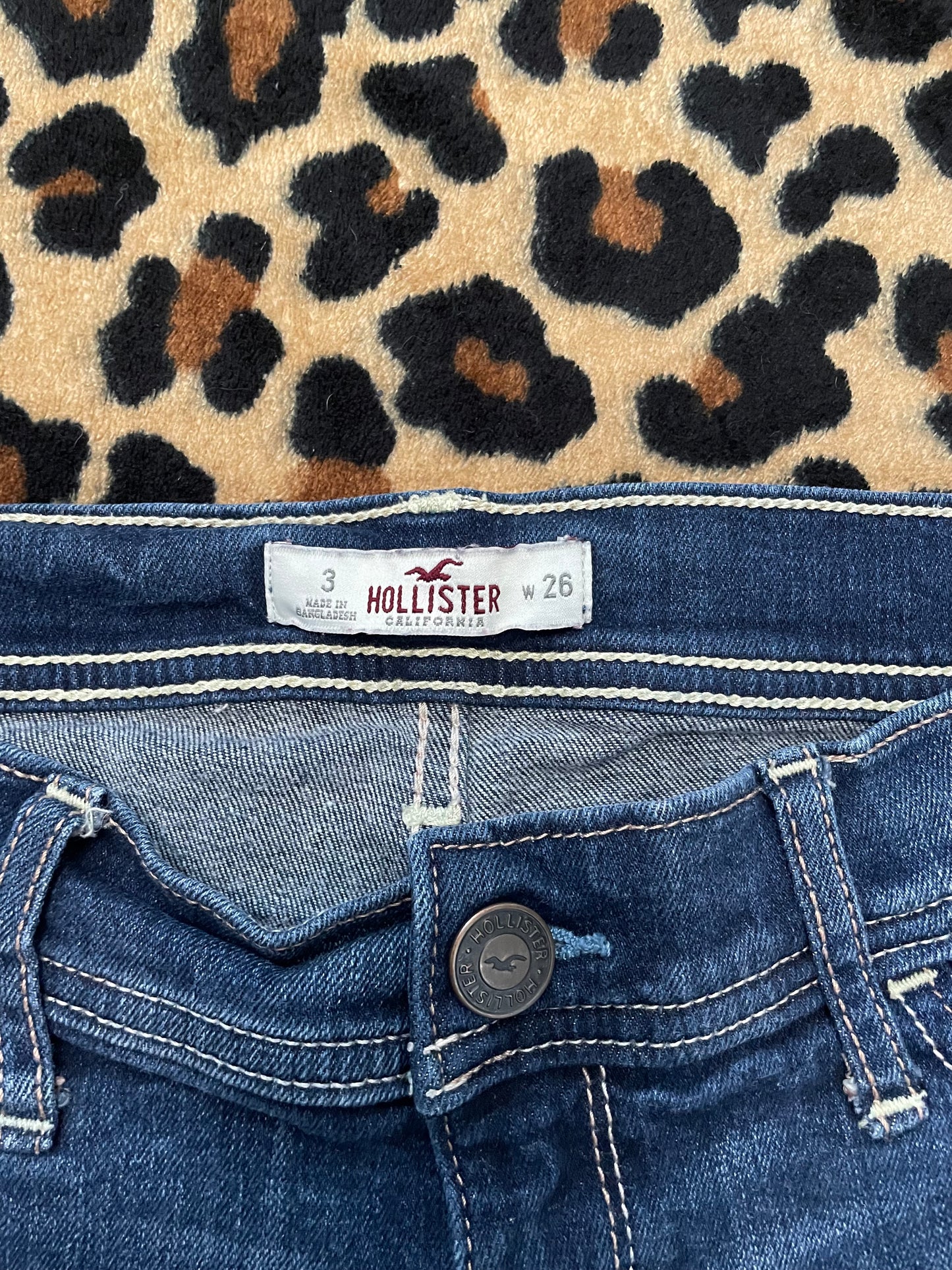 hollister lowrise mini shorts