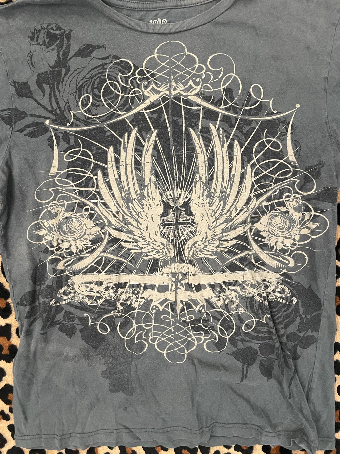 no boundaries angel wing shirt