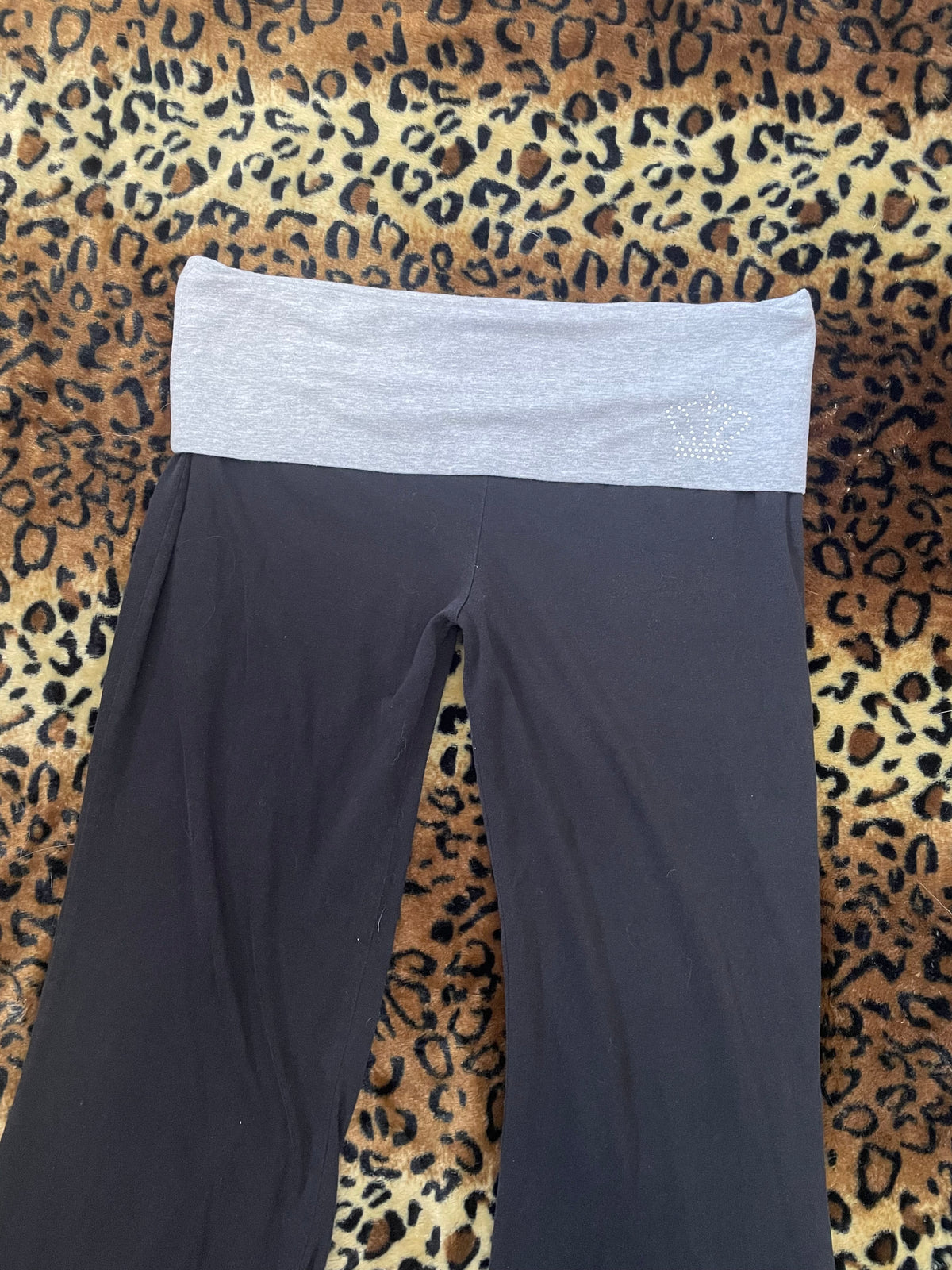 no boundaries lowrise foldover leggings