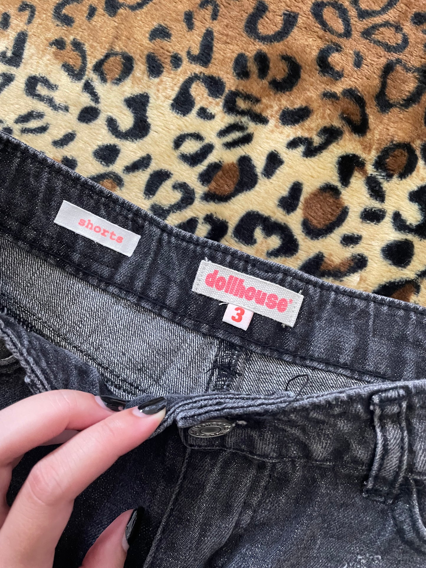 dollhouse ripped mini shorts