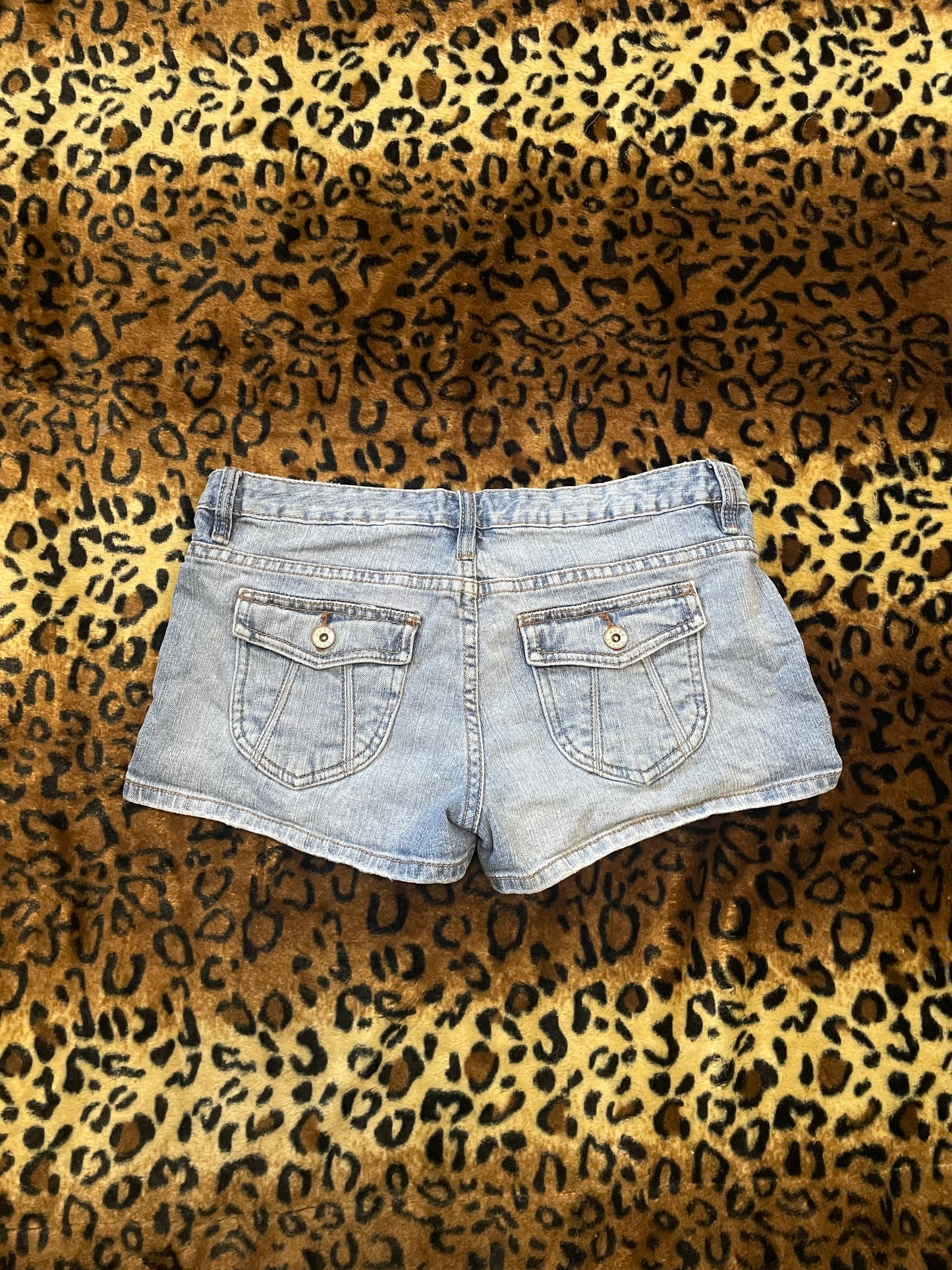mudd lowrise mini shorts