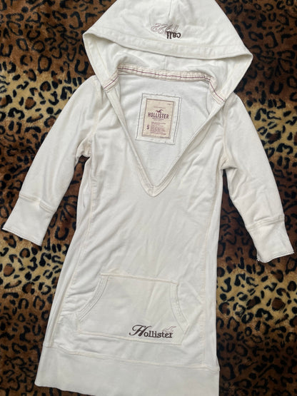 hollister fitted hood quarter sleeve shirt