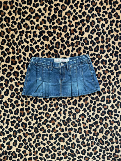 hollister pleated denim mini skirt