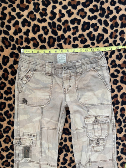 aeropostale low rise camo cargos