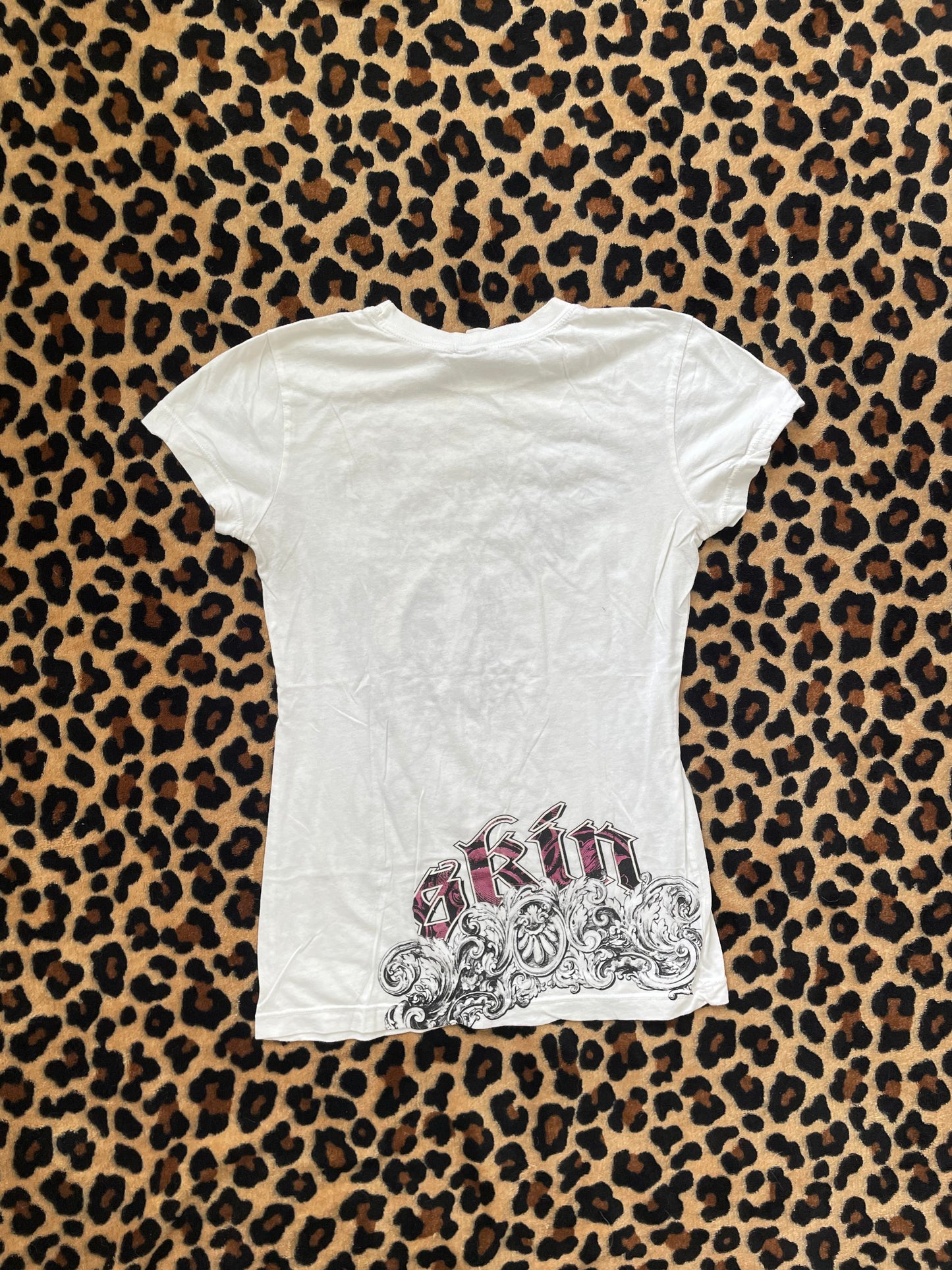 skin angel wing tee