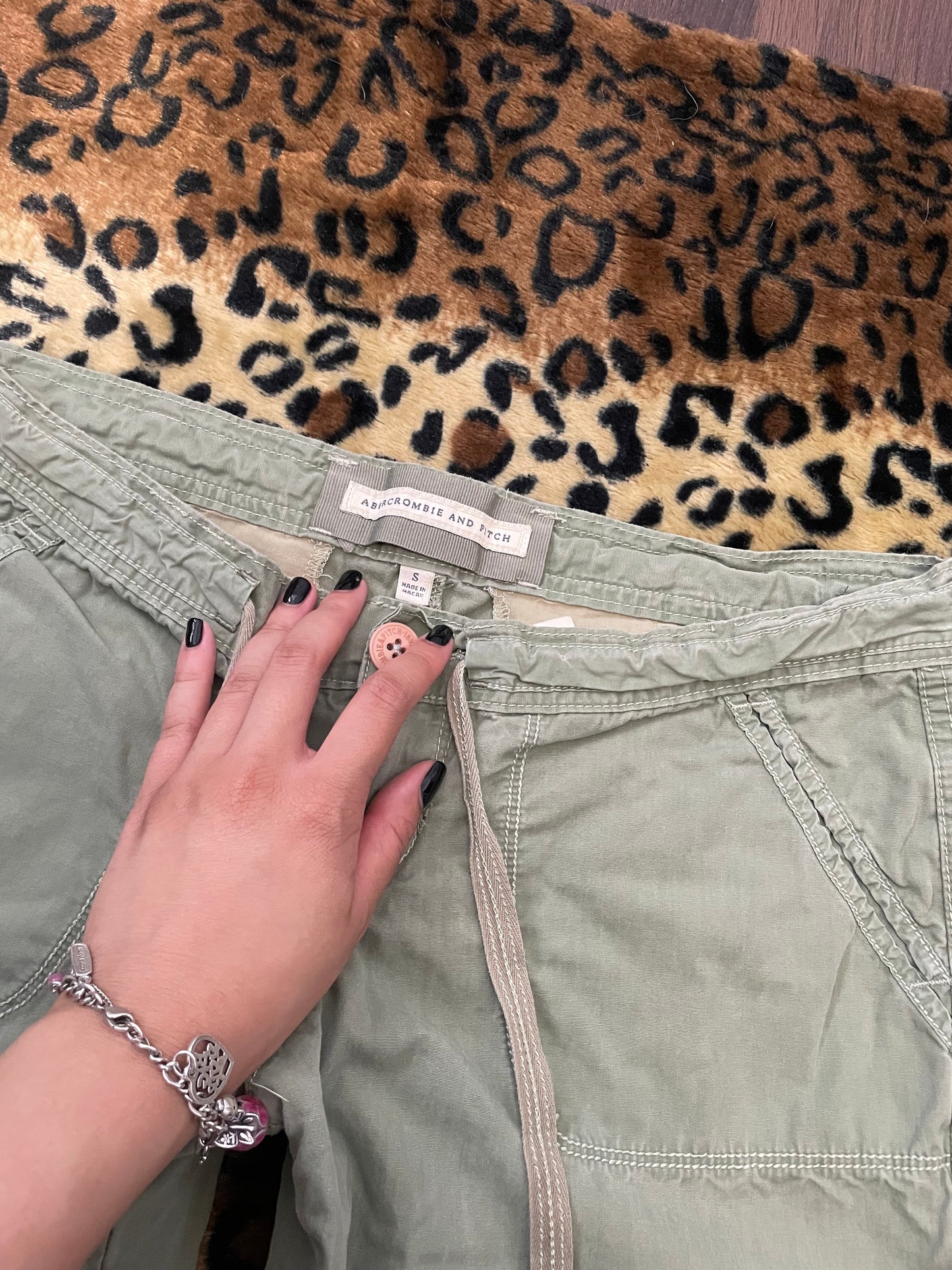 abercrombie lowrise cargos