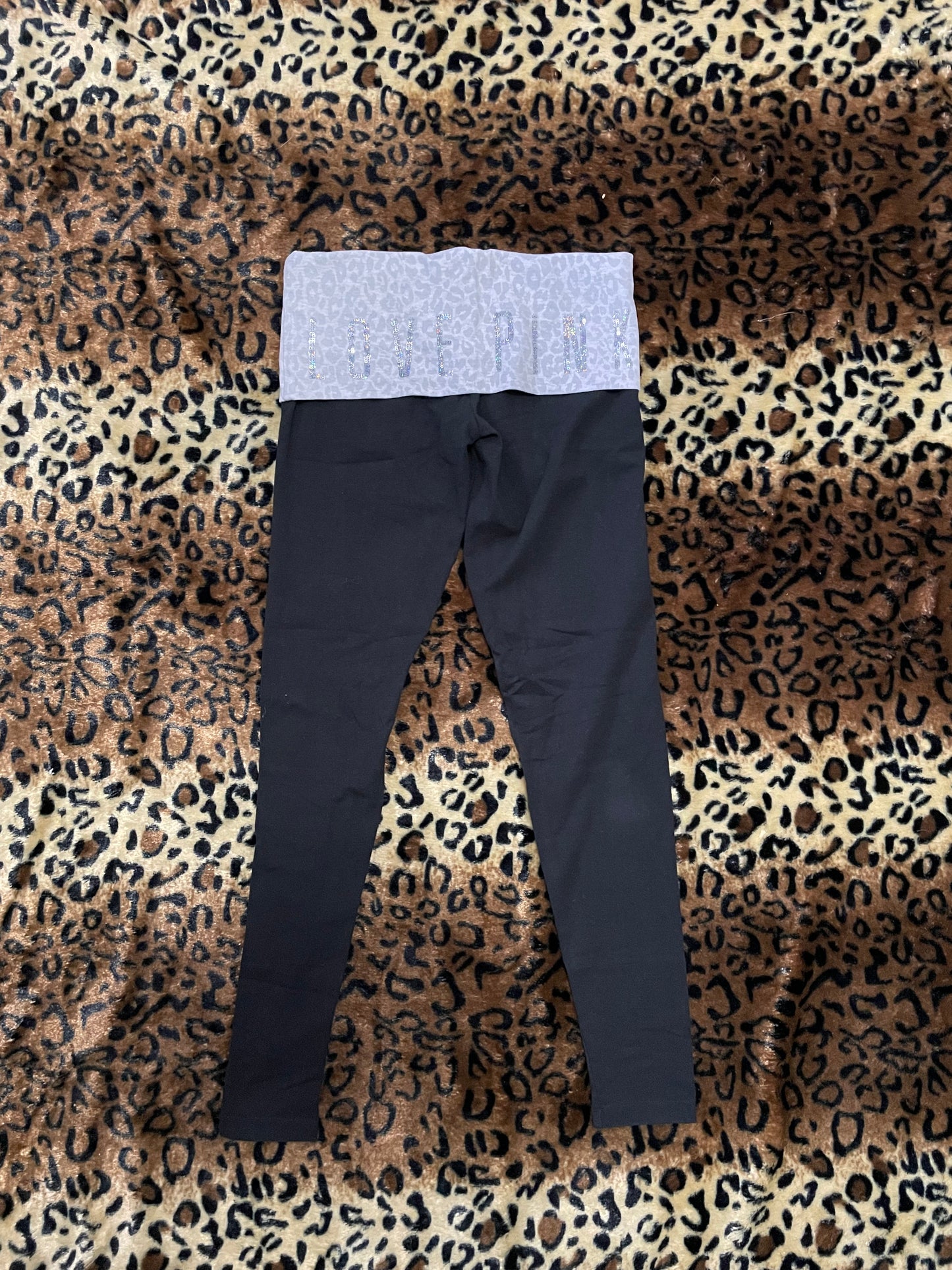 VS Pink cheetah foldover leggings