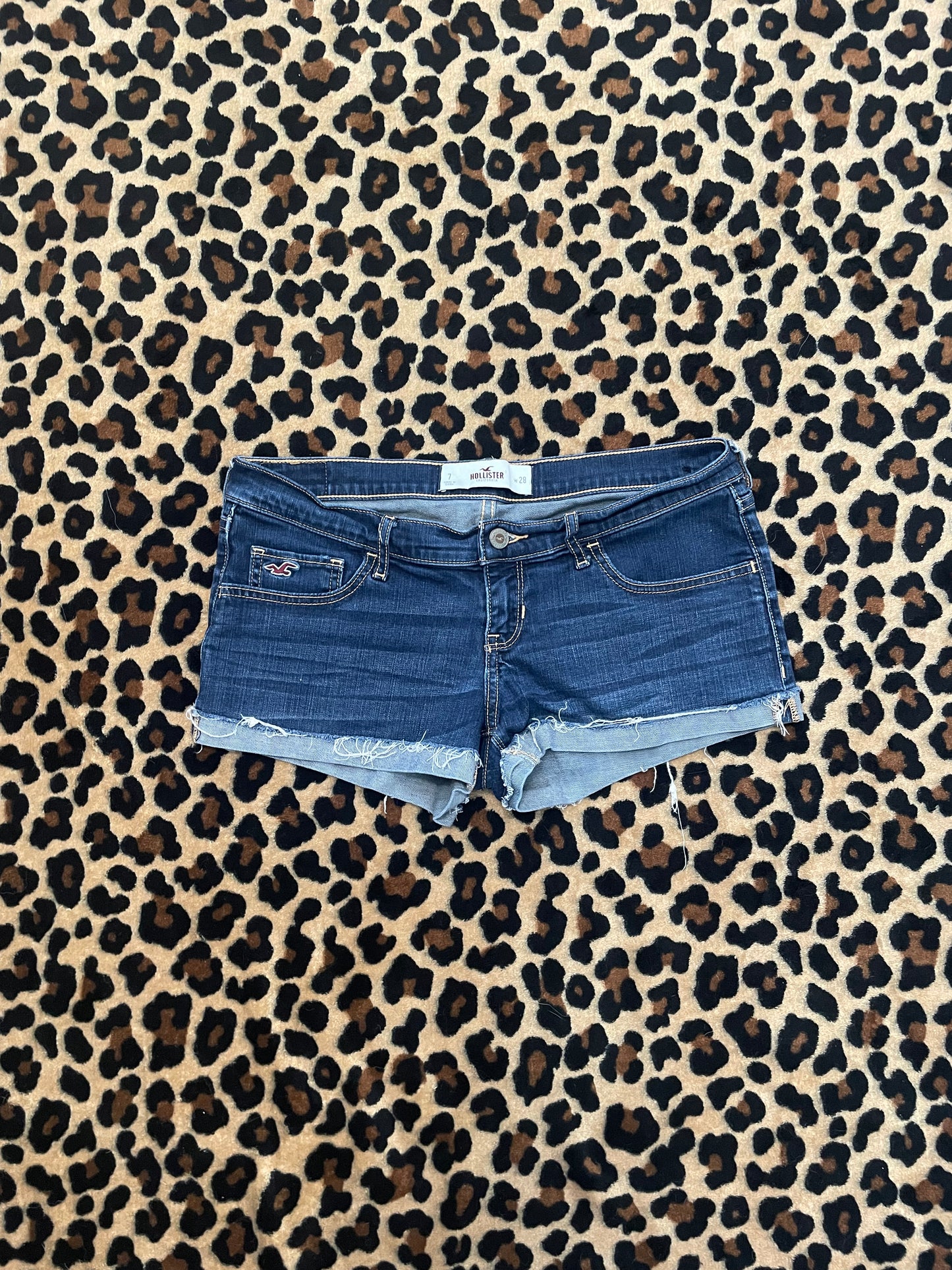 hollister lowrise mini shorts