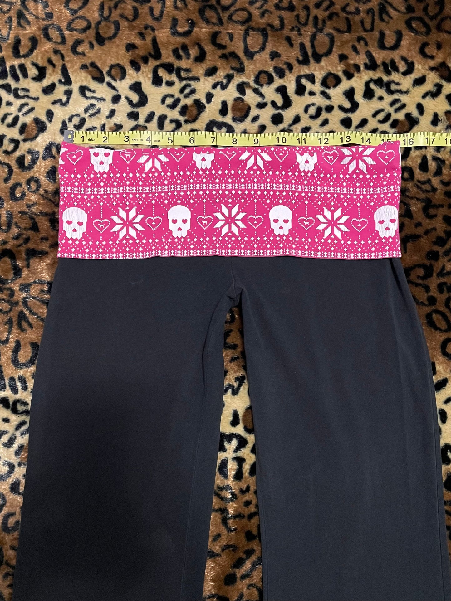 VS Pink skull foldover lowrise flare leggings