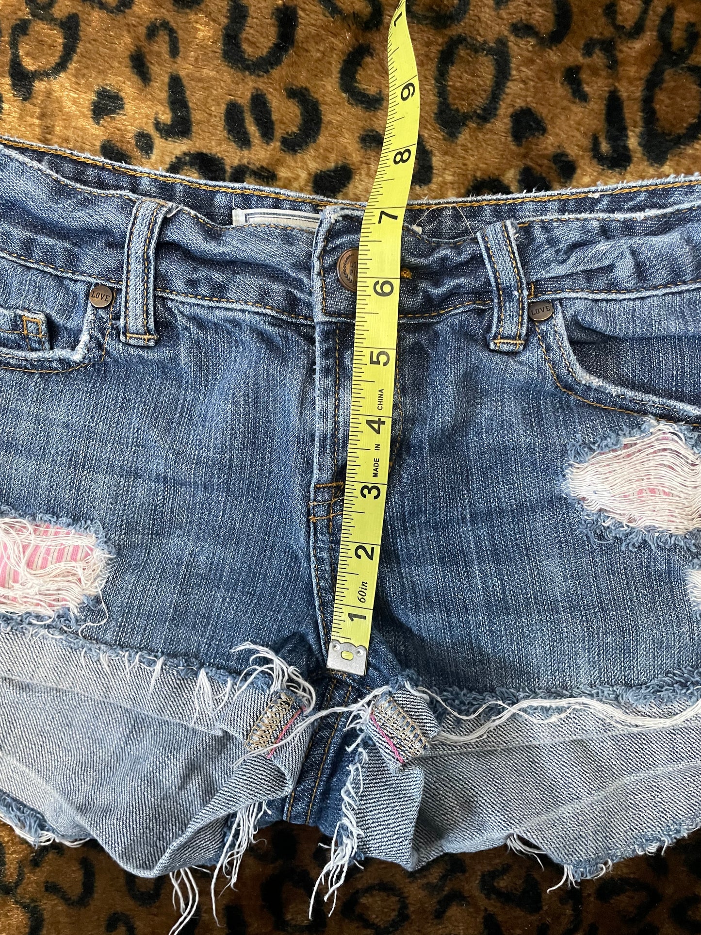 VS Pink lowrise mini shorts w striped pockets