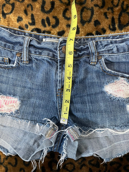 VS Pink lowrise mini shorts w striped pockets