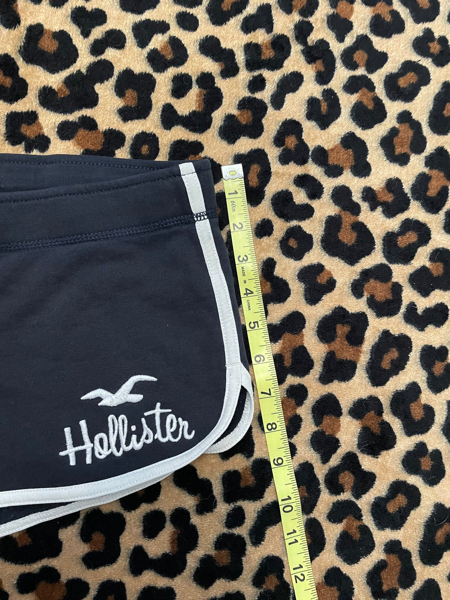 hollister lowrise mini shorts