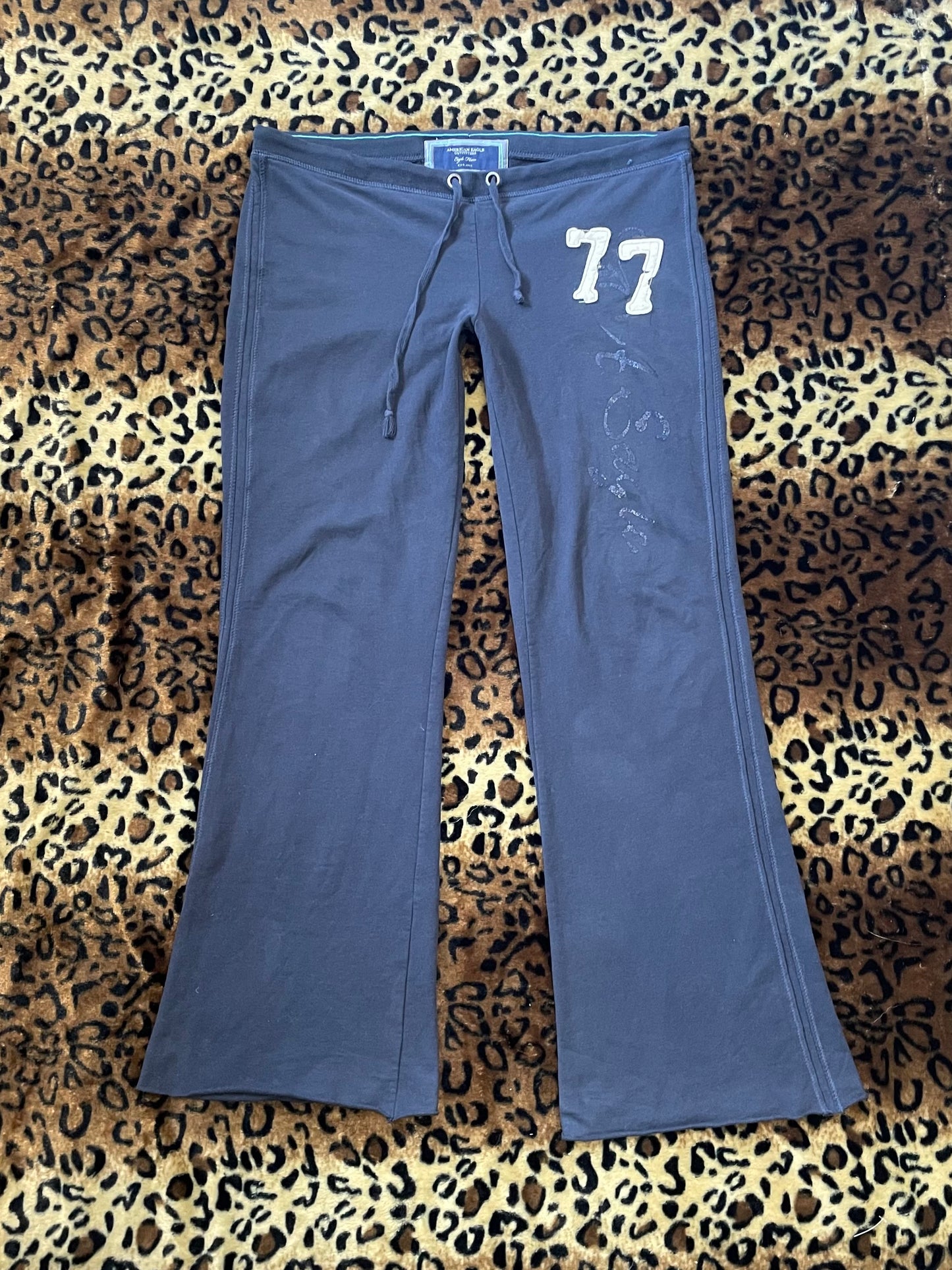 american eagle lowrise sweatpants