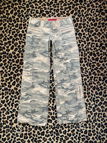 fire low rise camo cargos