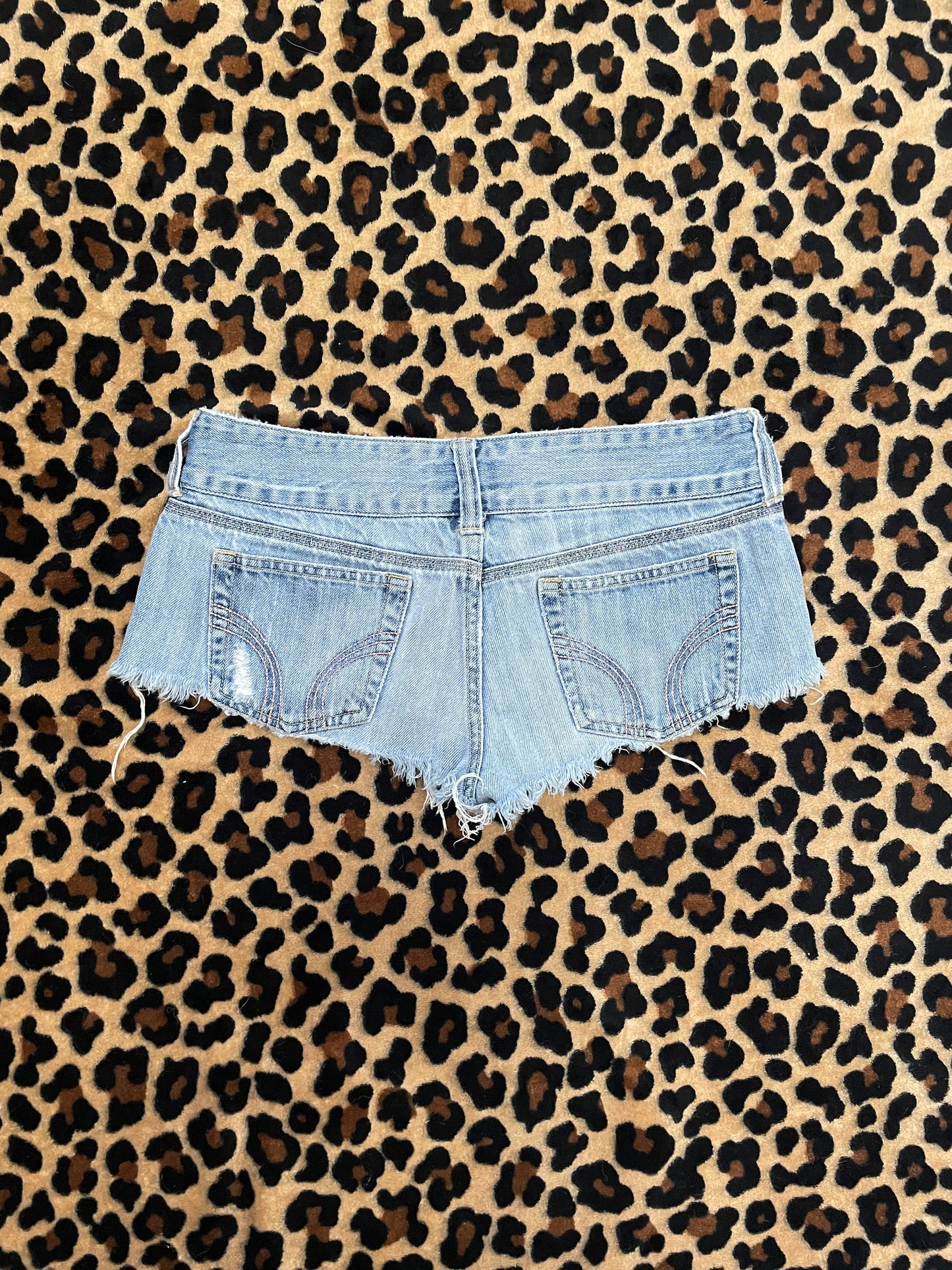 hollister lowrise ultra mini shorts