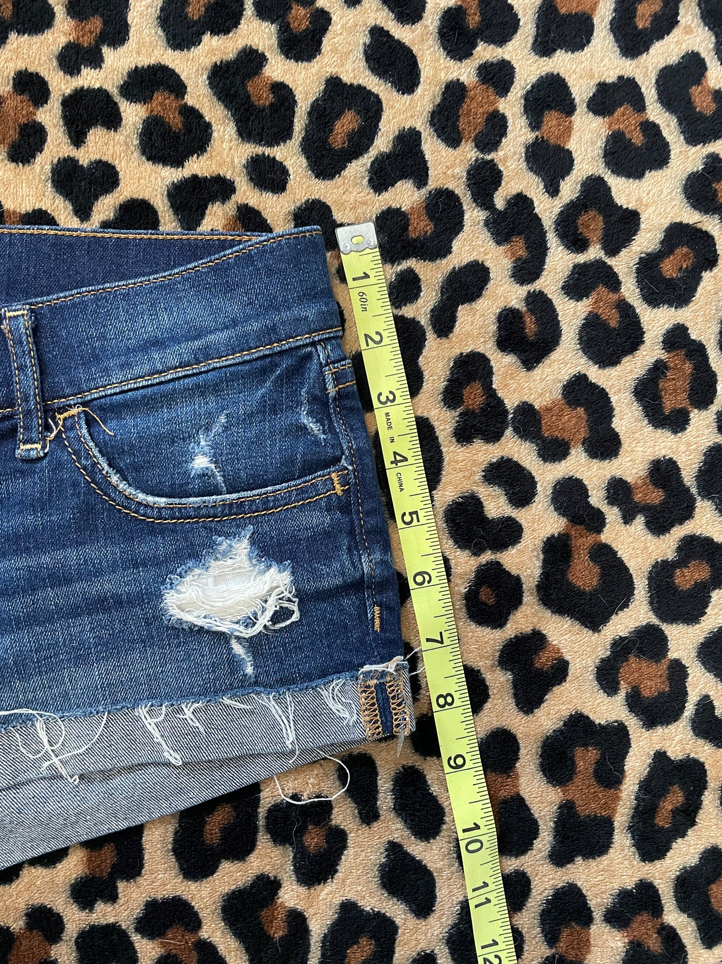 GH lowrise mini shorts
