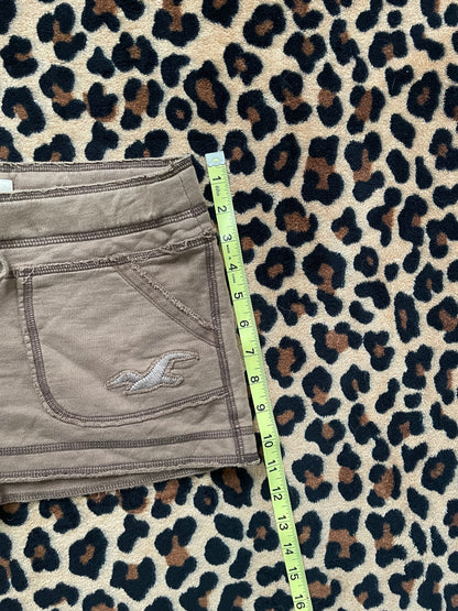 hollister mini skirt