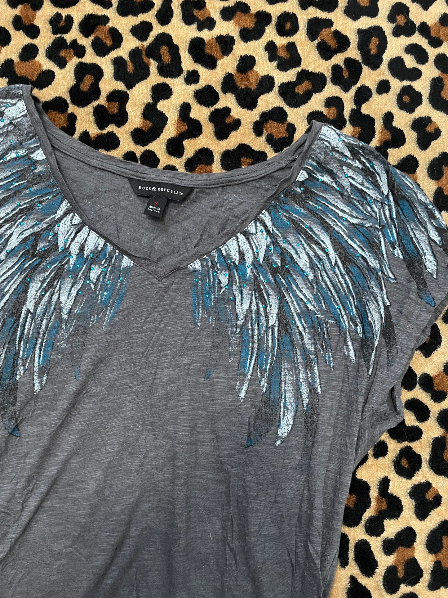 rock & republic angel wing tee