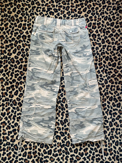 fire low rise camo cargos