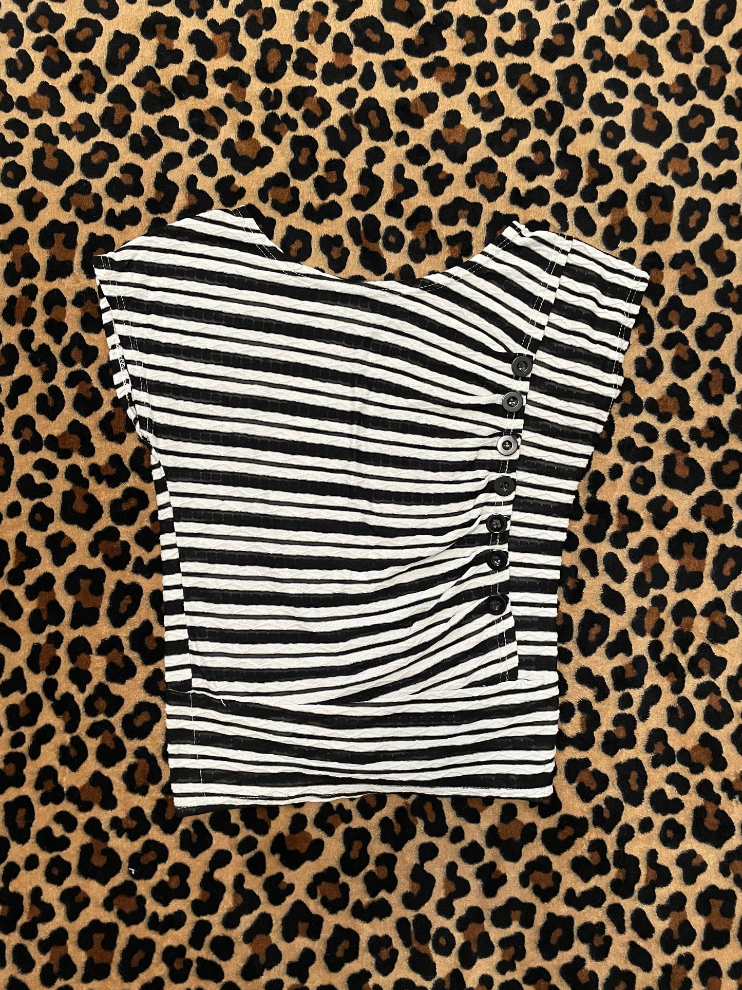 slouchy striped tee w buttons