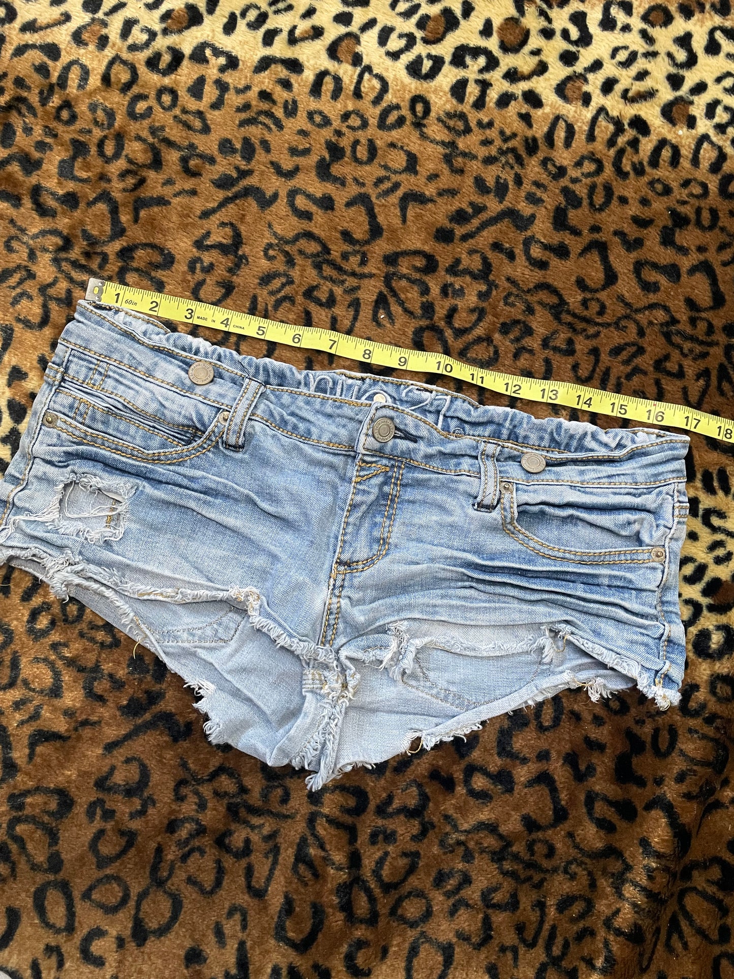 rue21 low rise ultra mini shorts
