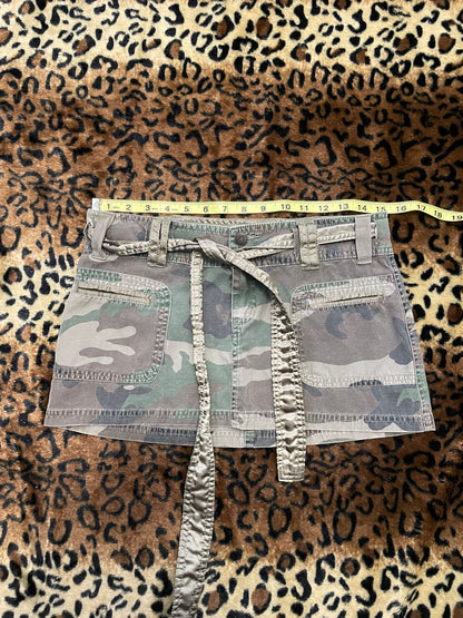 camo cargo mini skirt