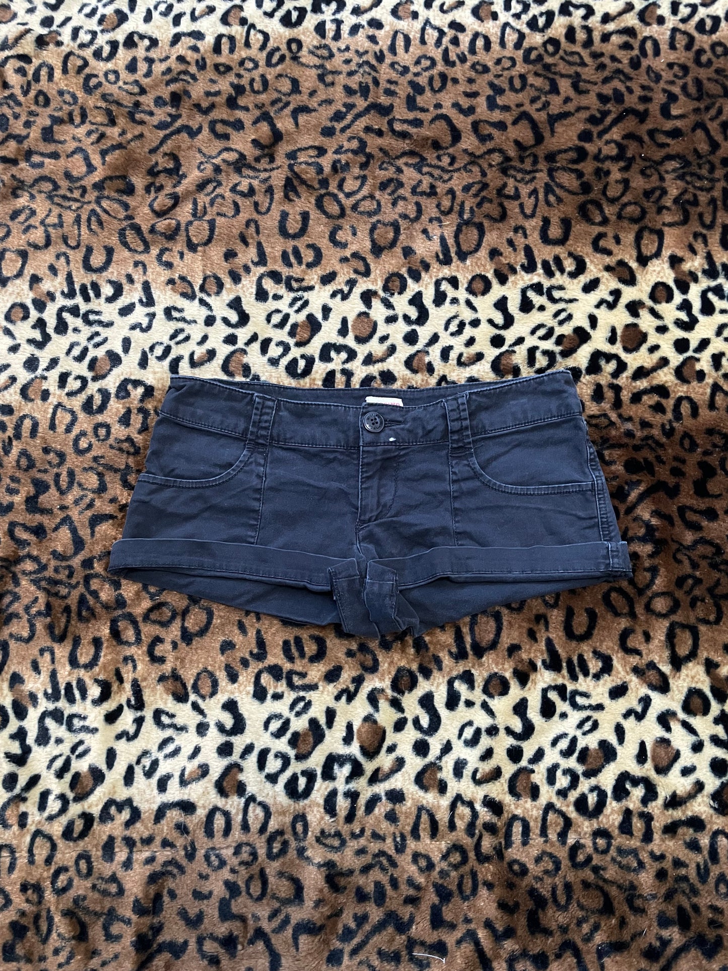 mossimo lowrise mini shorts
