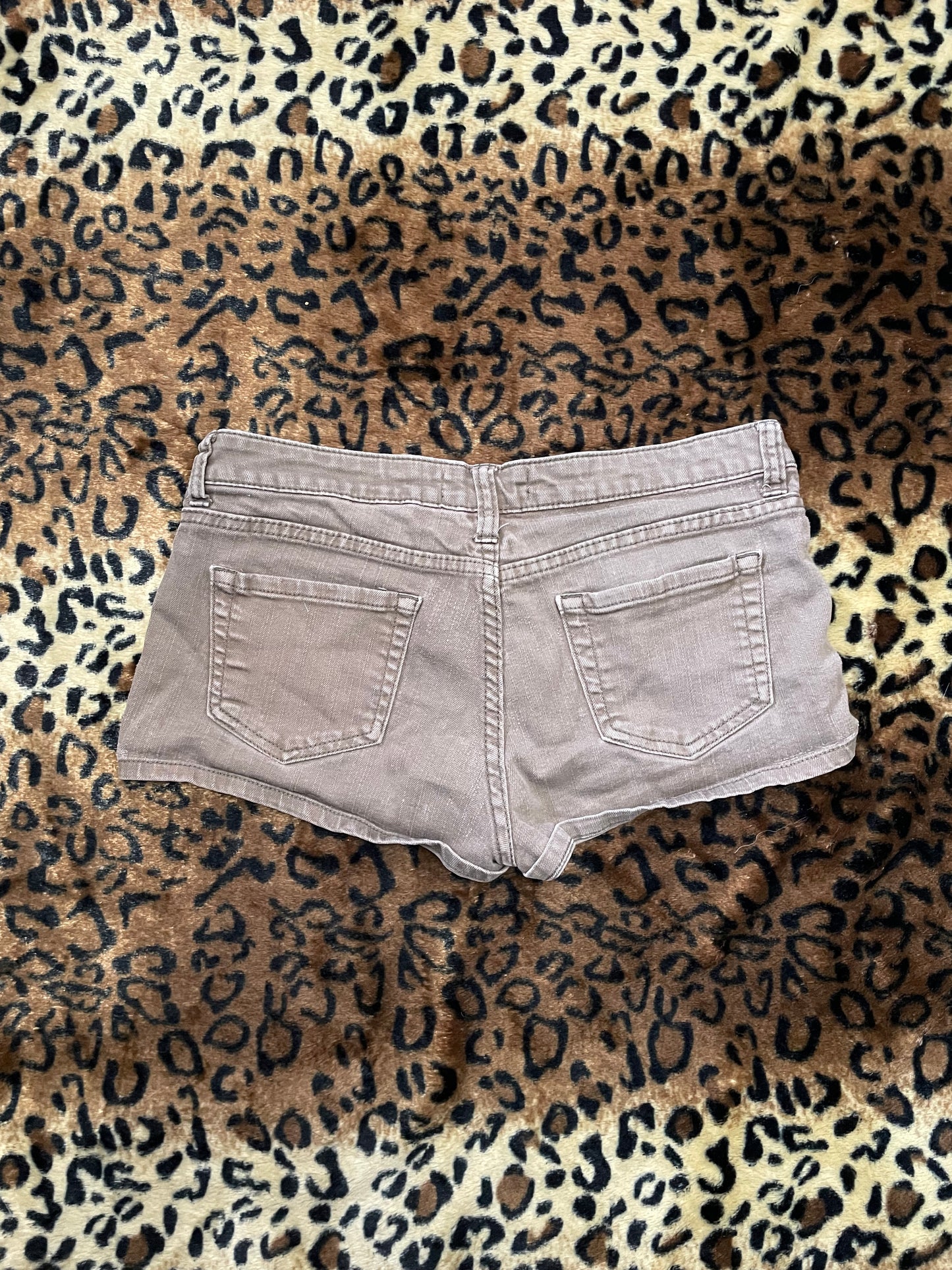 lowrise brown/green mini short