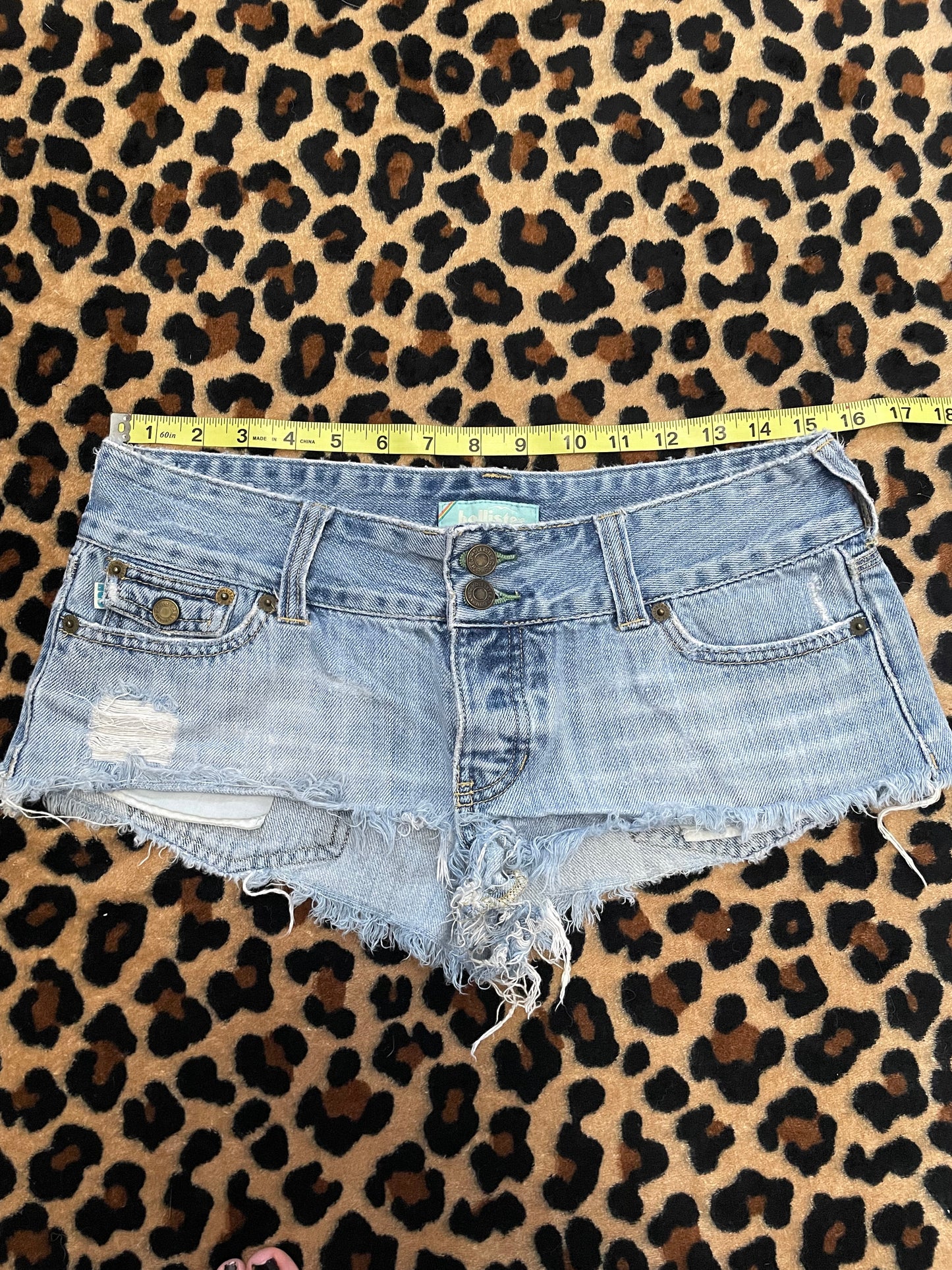 hollister lowrise ultra mini shorts