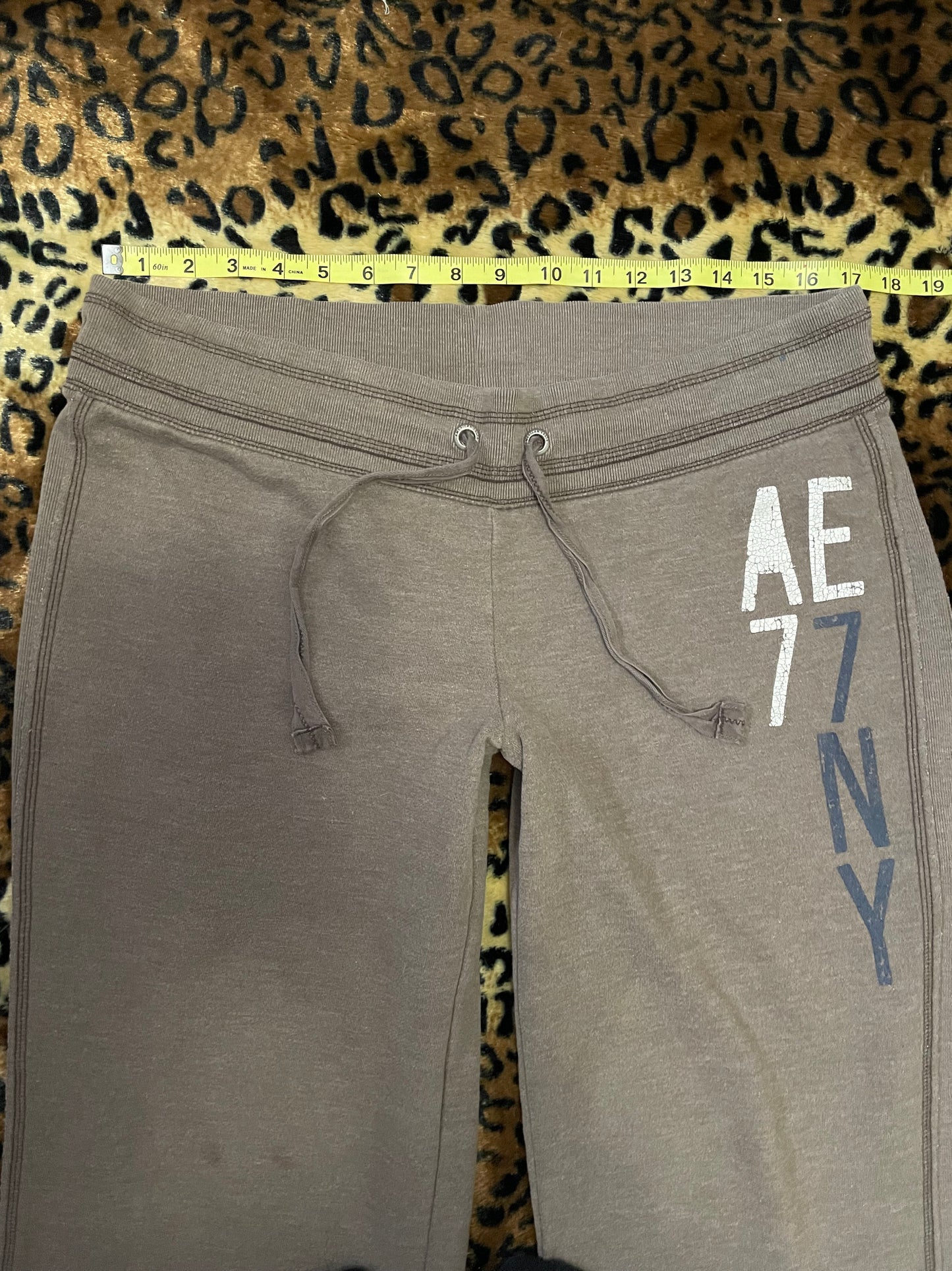 american eagle lowrise sweatpants
