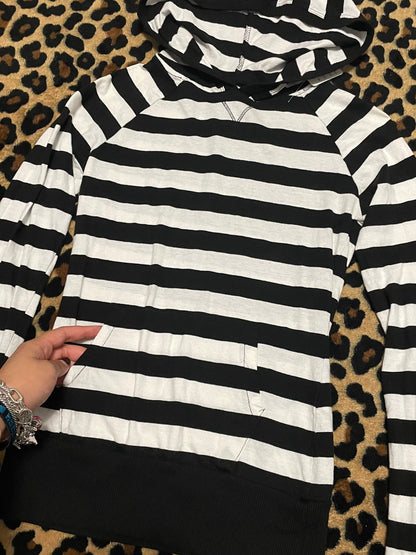 striped hooded longsleeve w/ pockets