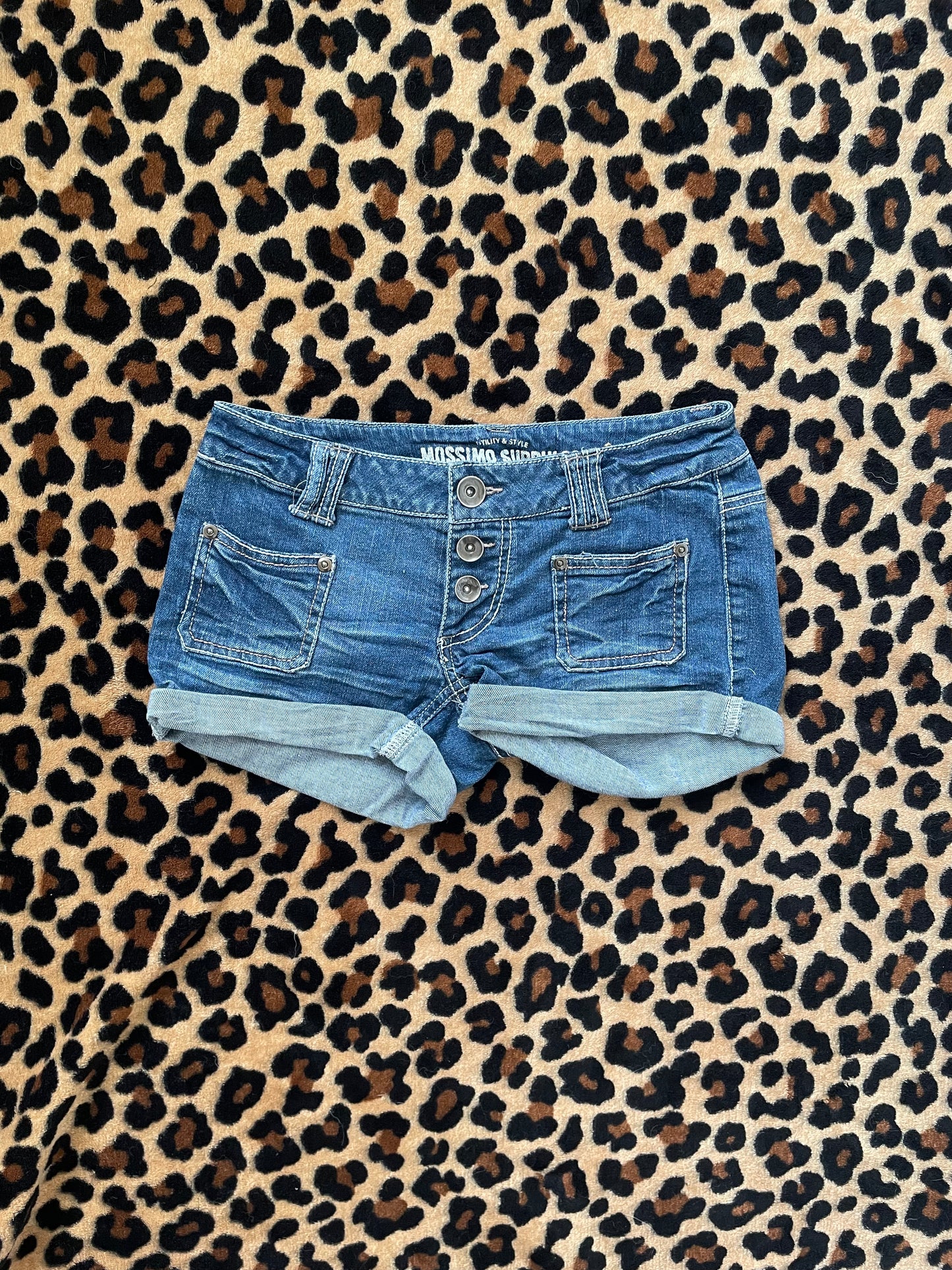 mossimo low rise pocket mini shorts