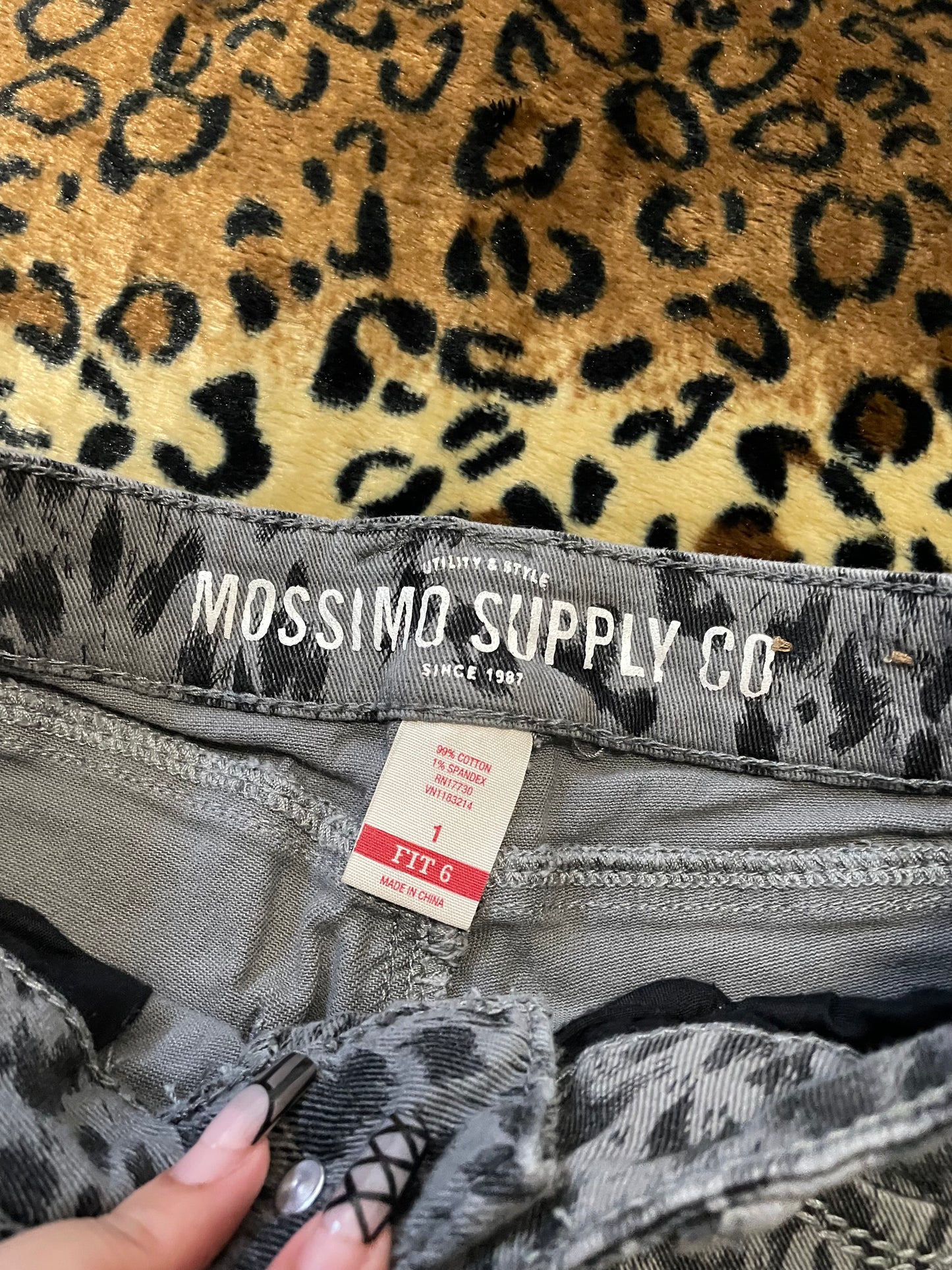 mossimo lowrise leopard mini shorts