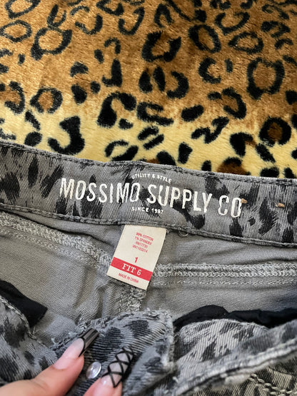 mossimo lowrise leopard mini shorts