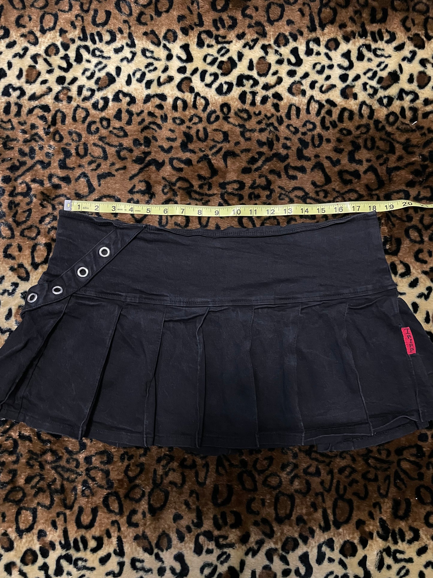 tripp nyc pleated mini skirt