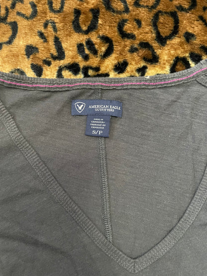 american eagle longsleeve