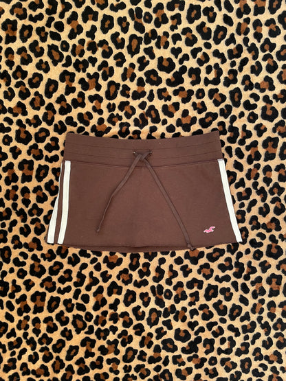 hollister mini skirt