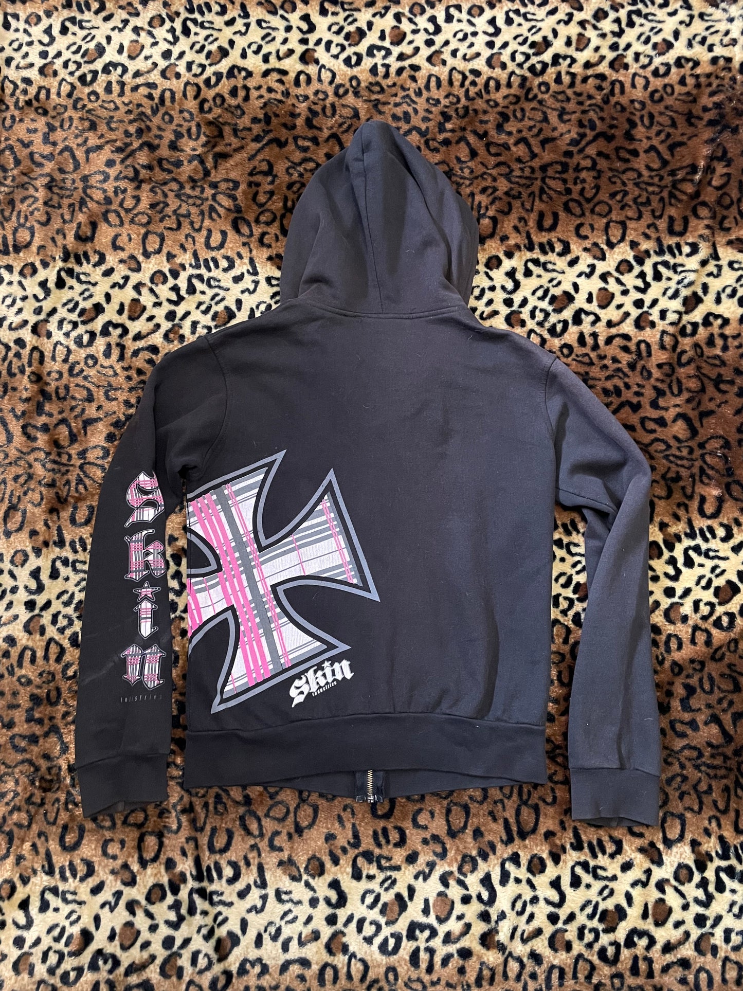 skins plaid cross zip up