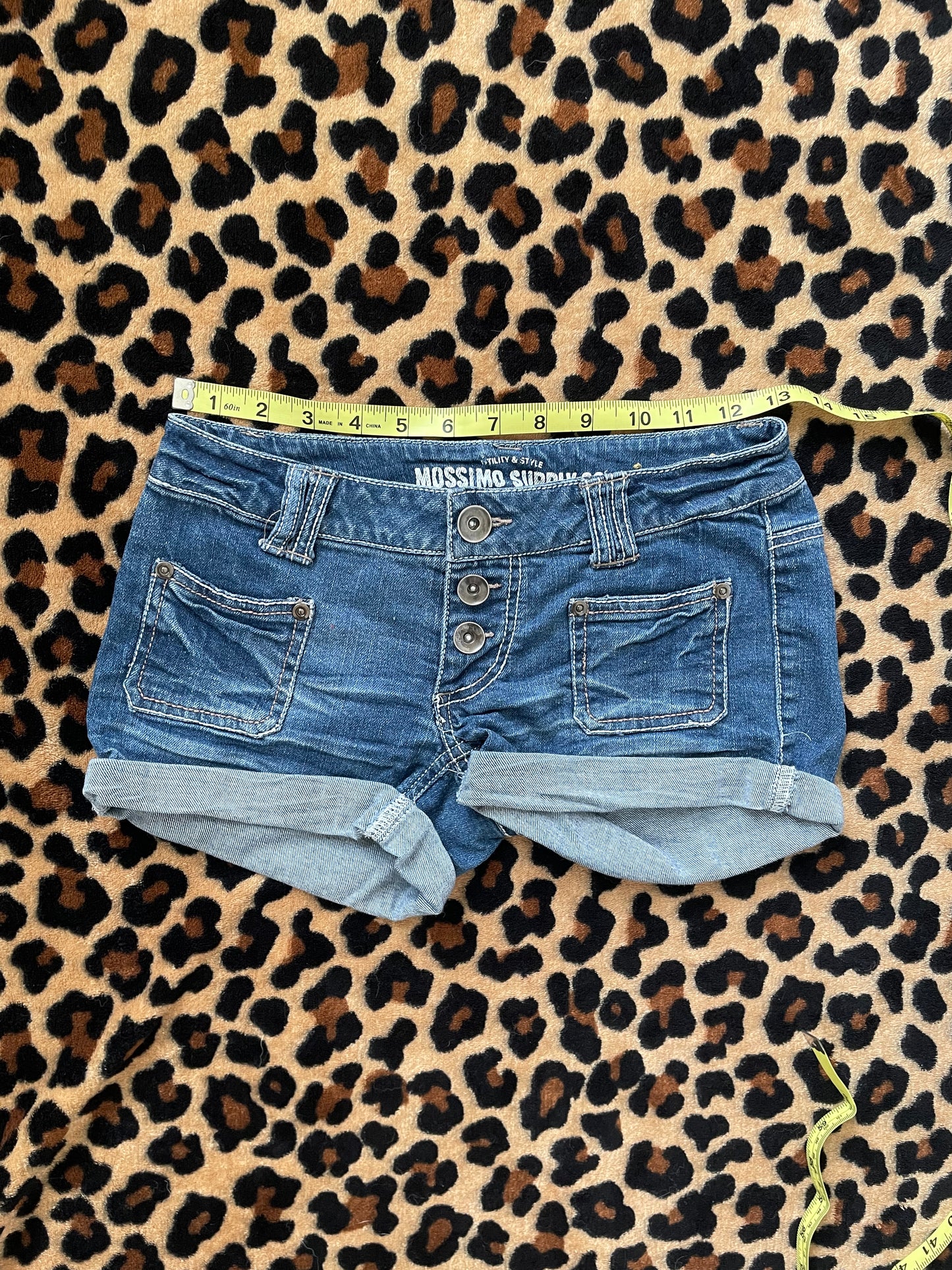 mossimo low rise pocket mini shorts