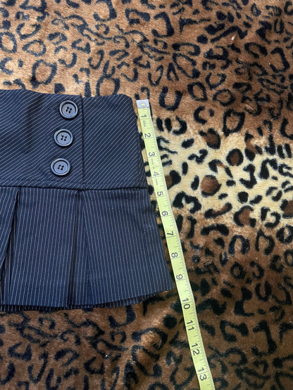 charlotte russe pinstripe pleated mini skirt