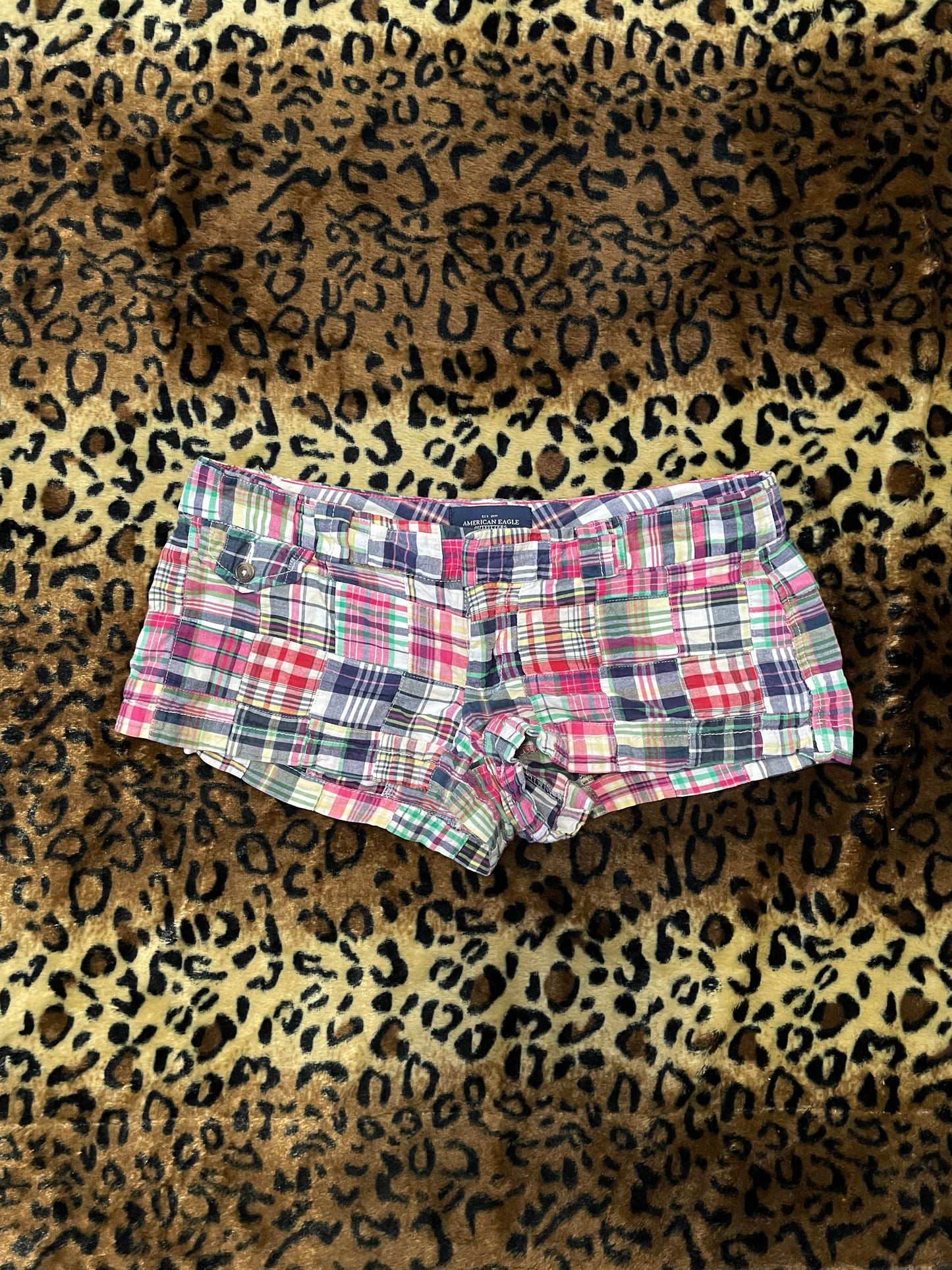 american eagle low rise plaid mini shorts