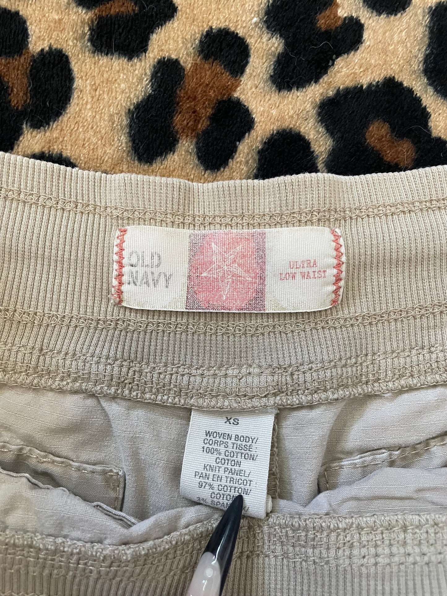 old navy cargo lowrise mini shorts