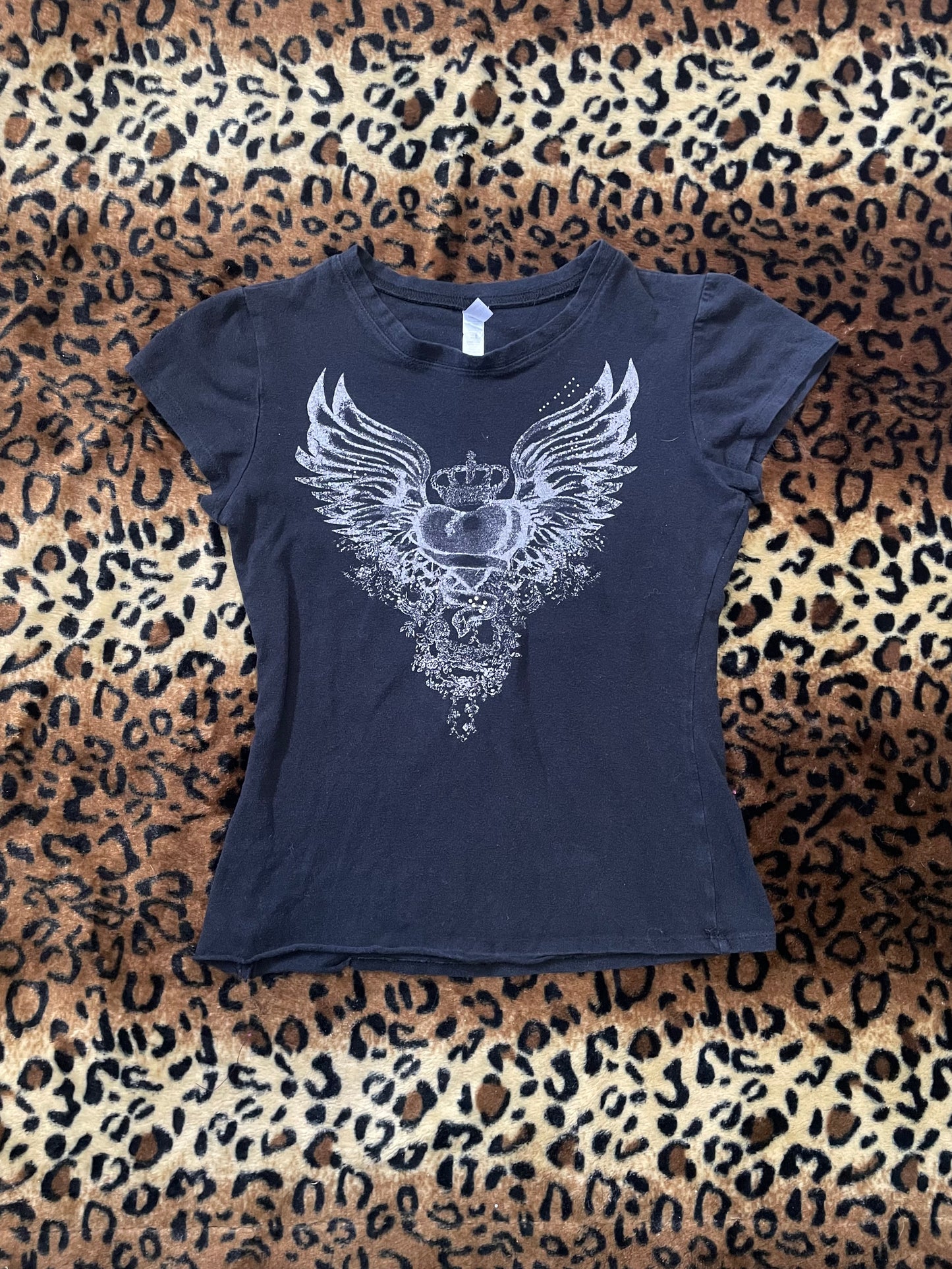 angel wing heart tee