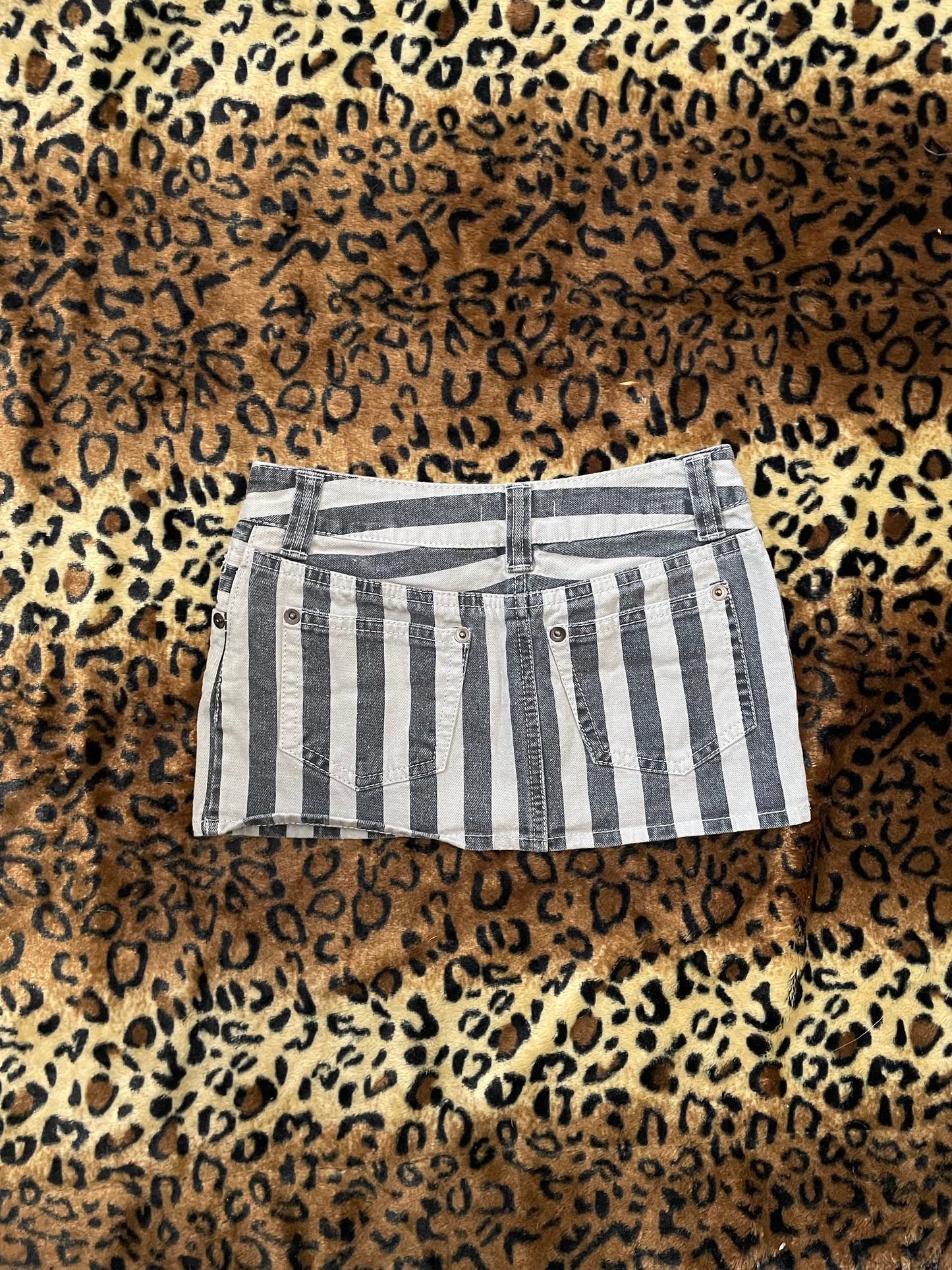 ghost of harlem striped mini skirt