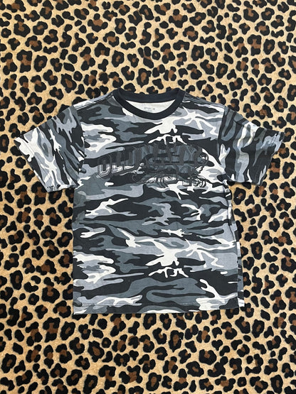 old navy camo tee