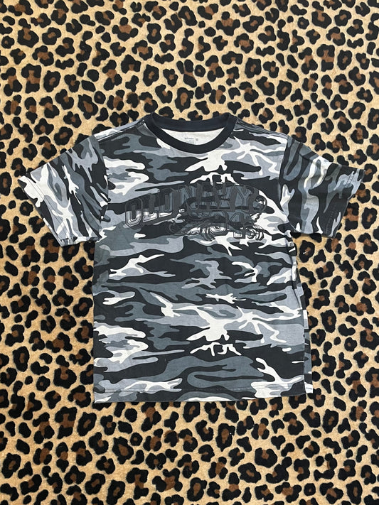 old navy camo tee