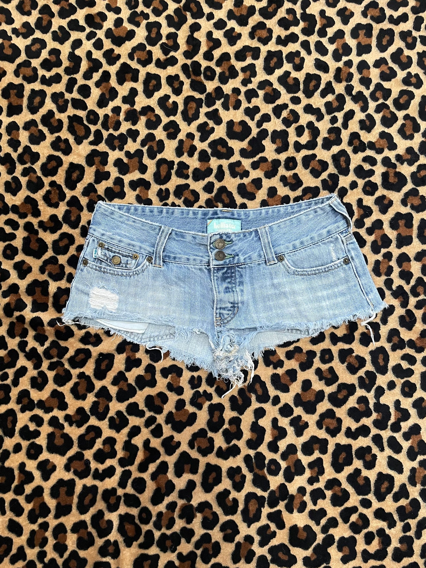 hollister lowrise ultra mini shorts